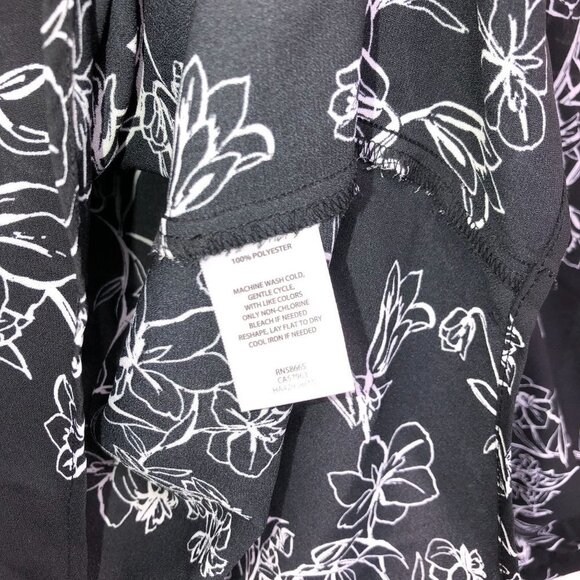 Halogen Blouse Women Small Black White Floral Long Sleeve V-Neck Lightweight - Picture 7 of 10